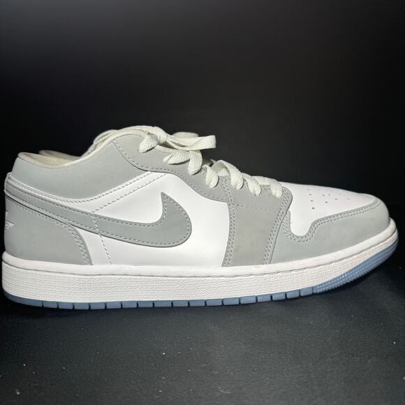 Size 10.5 - Wmns Nike Air Jordan 1 Low White Wolf Grey Women's Shoes - Picture 1 of 8